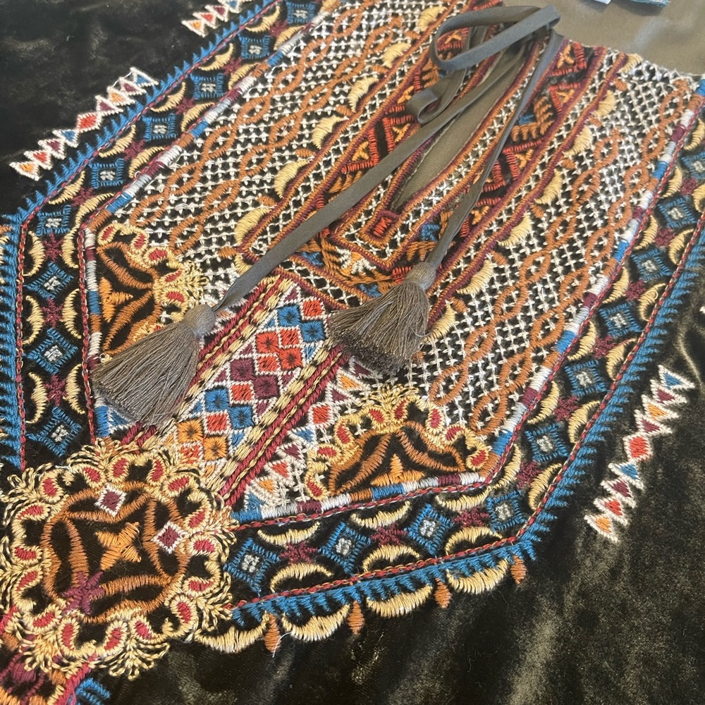 JOHNNY WAS Medium Velvet Peasant Boho Tunic Top Embroidered "Naomi Tiger Eye - Picture 4 of 9